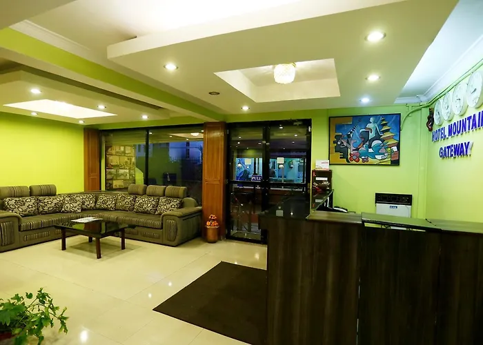 Hotel Mountain Gateway 3*